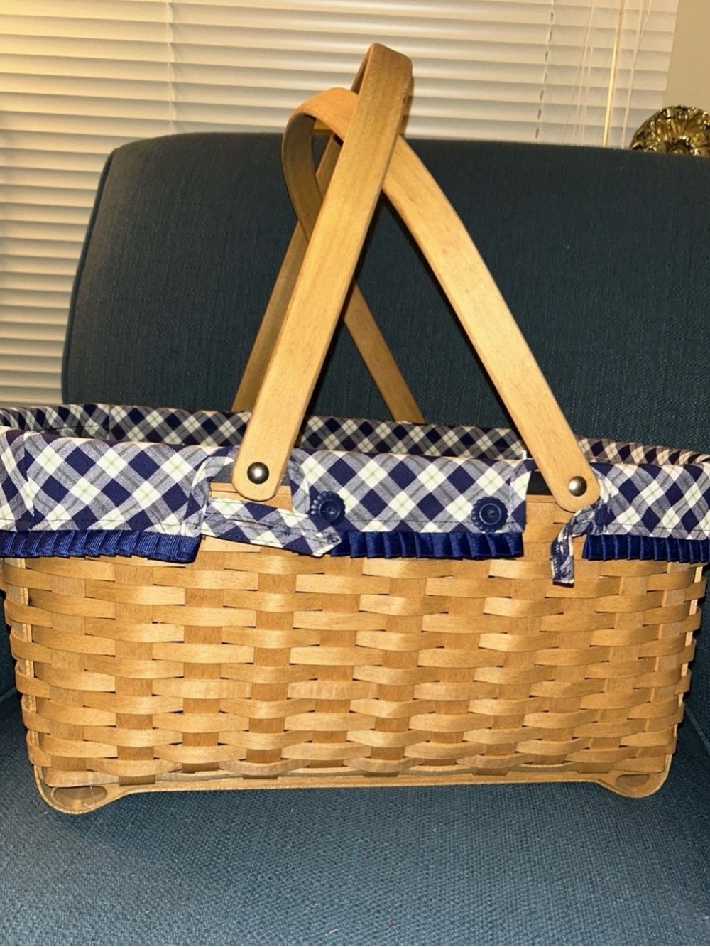 Longaberger 2004 Blue Ribbon Crafting Basket W/ Protector And Liner